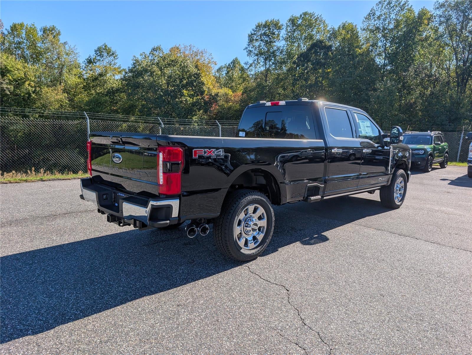 2026 Ford Super Duty F-350® Lariat®