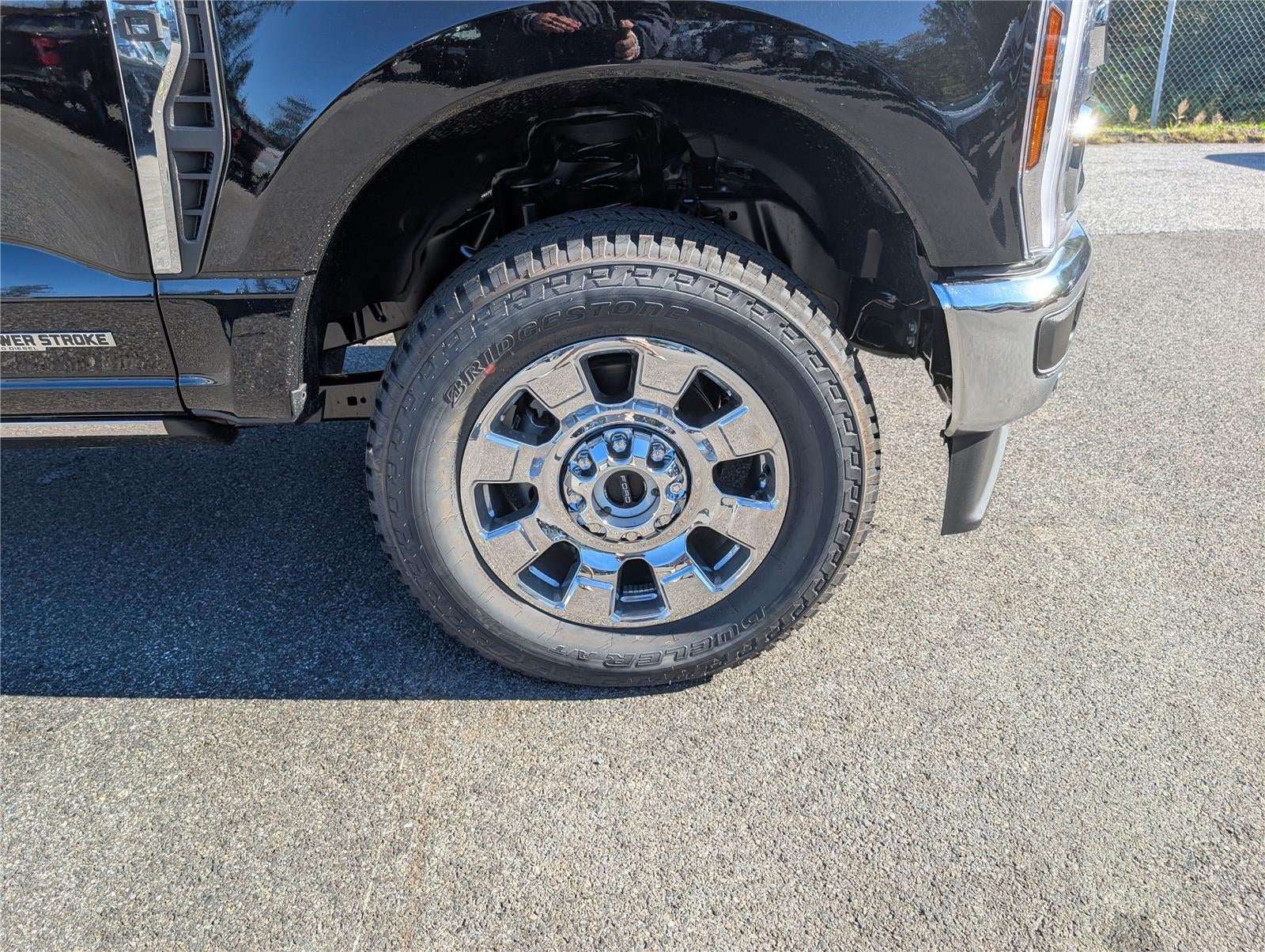 2026 Ford Super Duty F-350® Lariat®