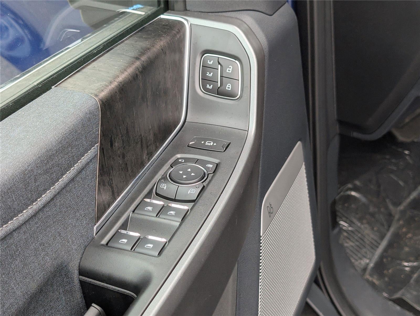 2026 Ford Super Duty F-350® Lariat®