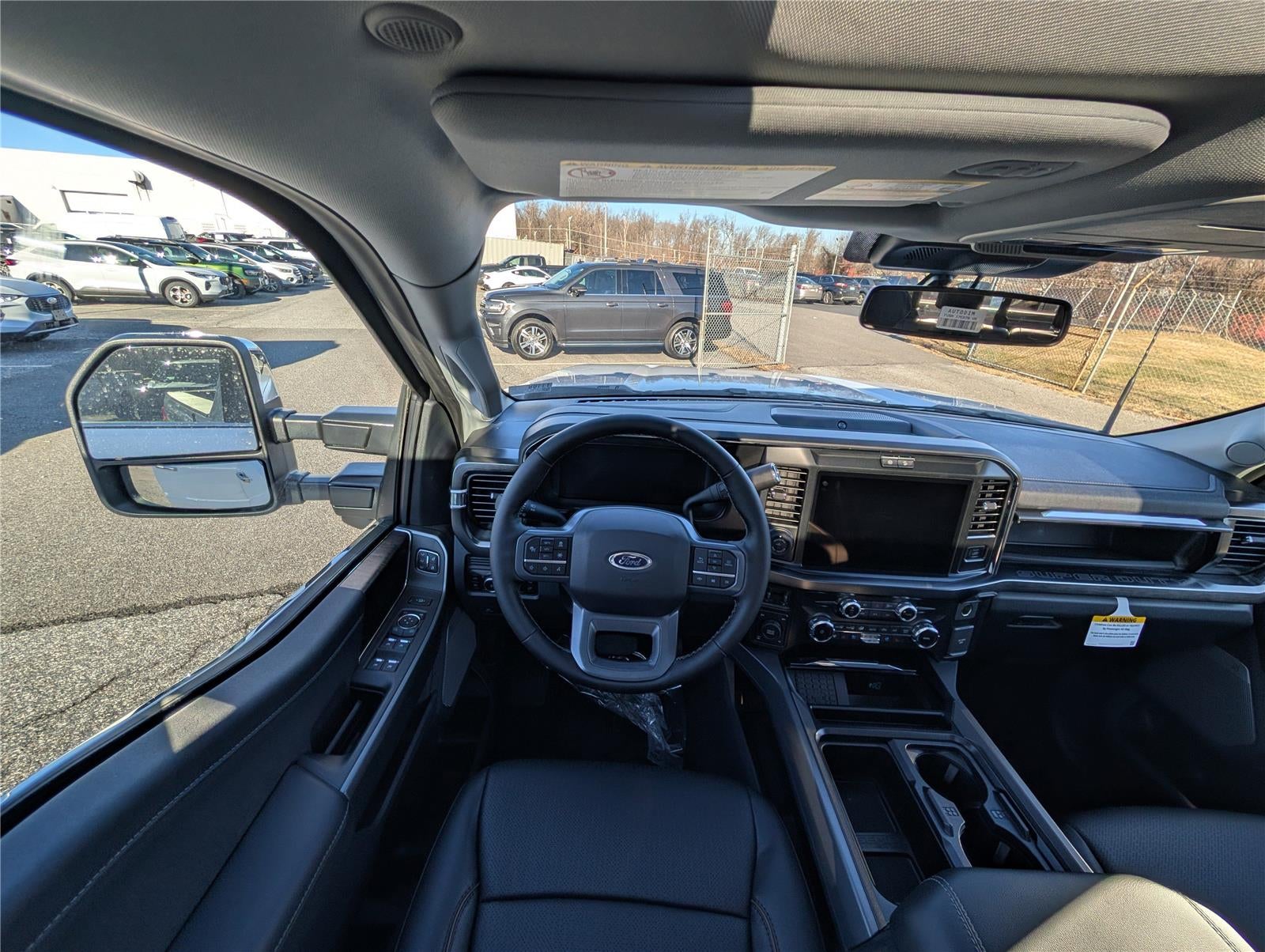 2026 Ford Super Duty F-350® Lariat®