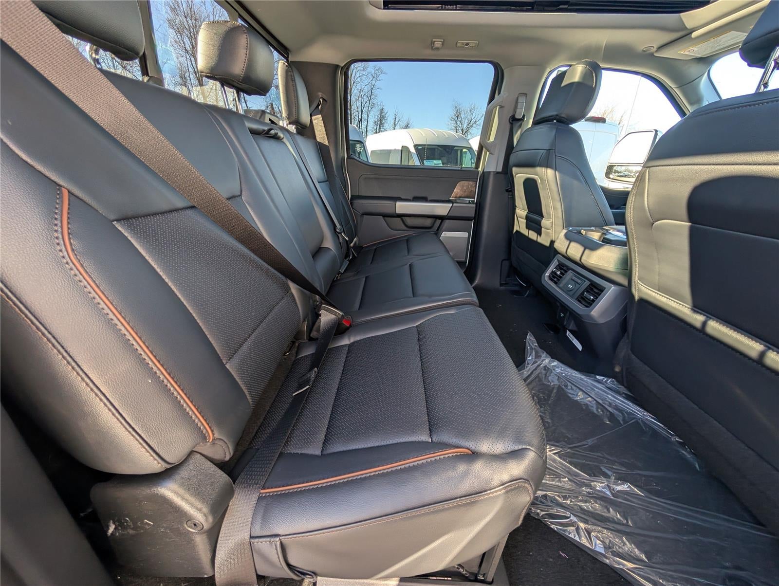 2026 Ford Super Duty F-350® Lariat®