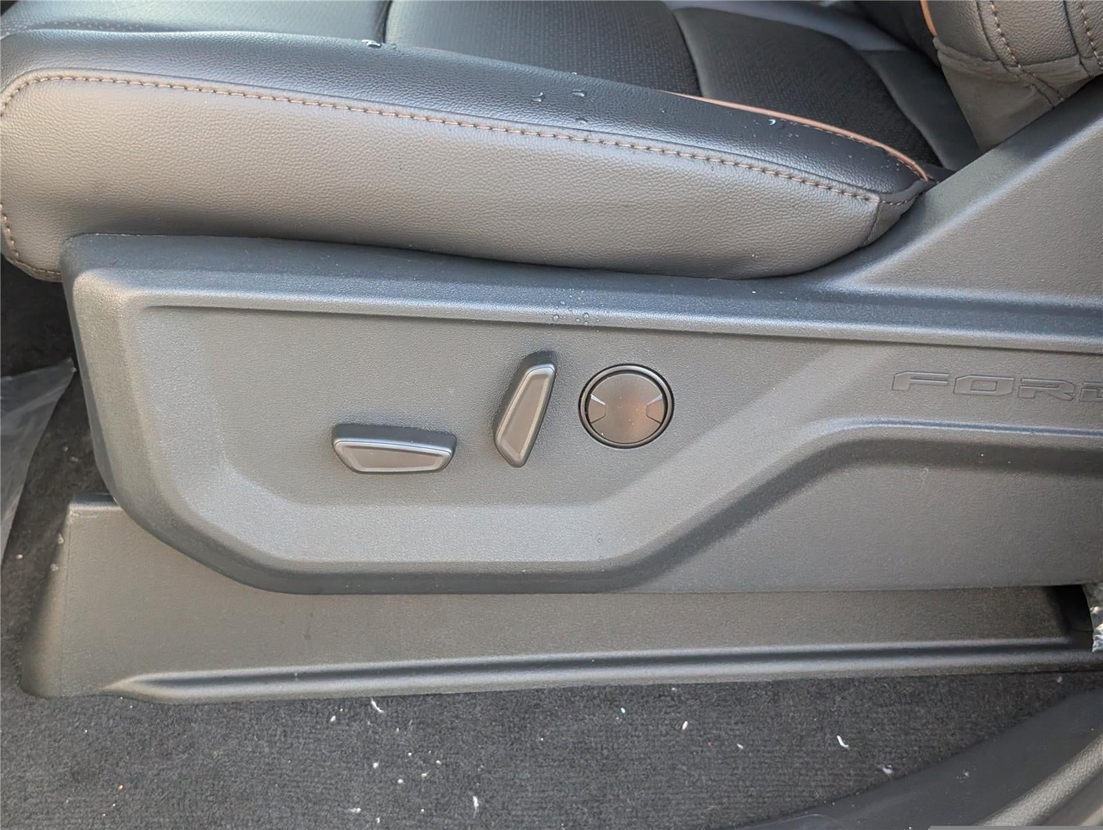 2026 Ford Super Duty F-350® Lariat®