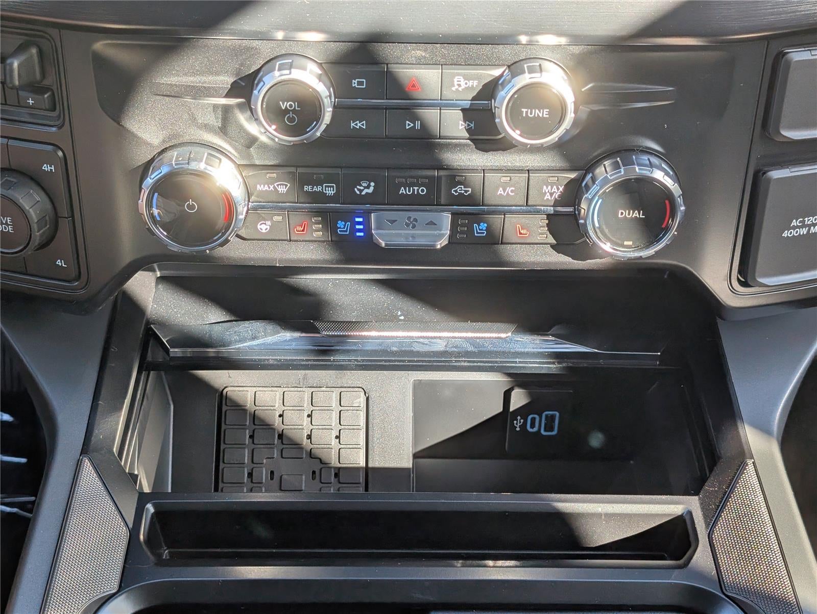 2026 Ford Super Duty F-350® Lariat®