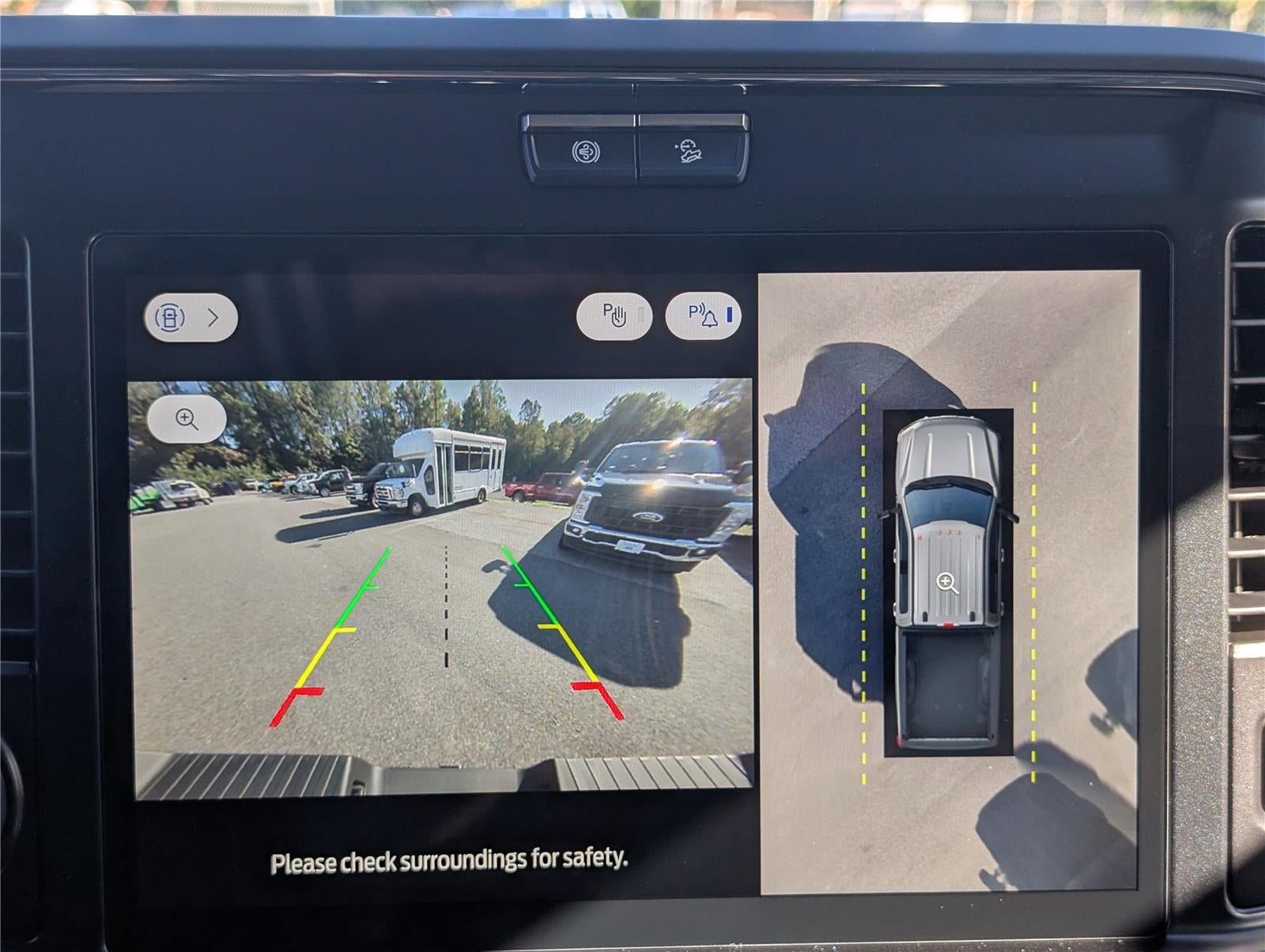 2026 Ford Super Duty F-350® Lariat®