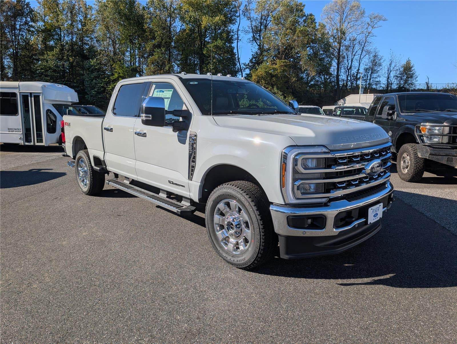 2026 Ford Super Duty F-350® Lariat®