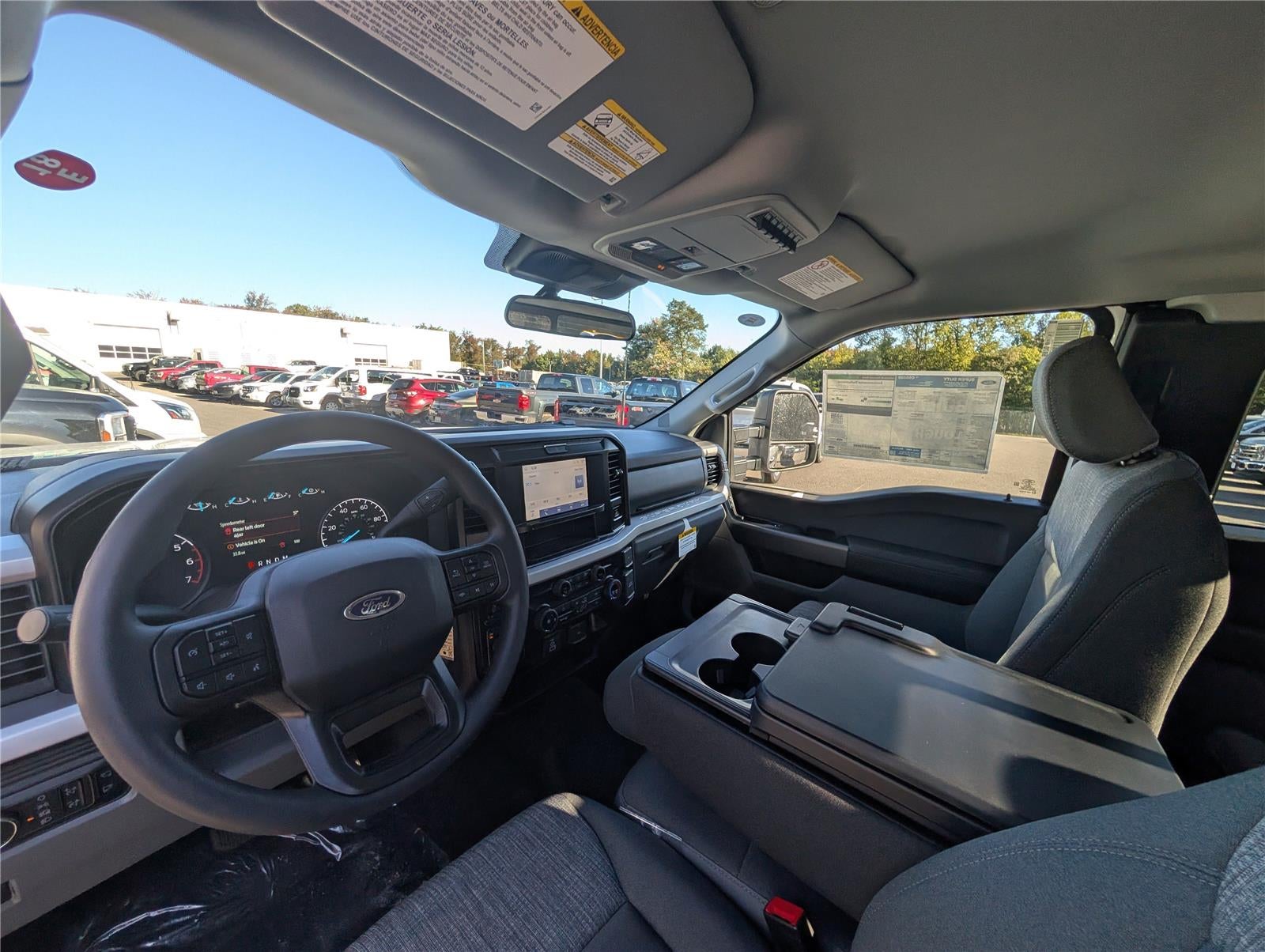 2026 Ford Super Duty F-350® XLT