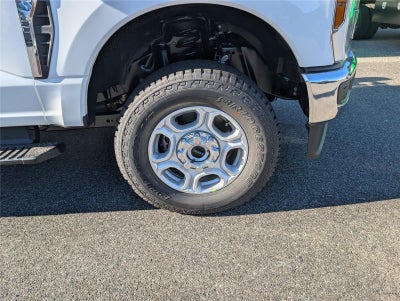 2026 Ford Super Duty F-350® XLT