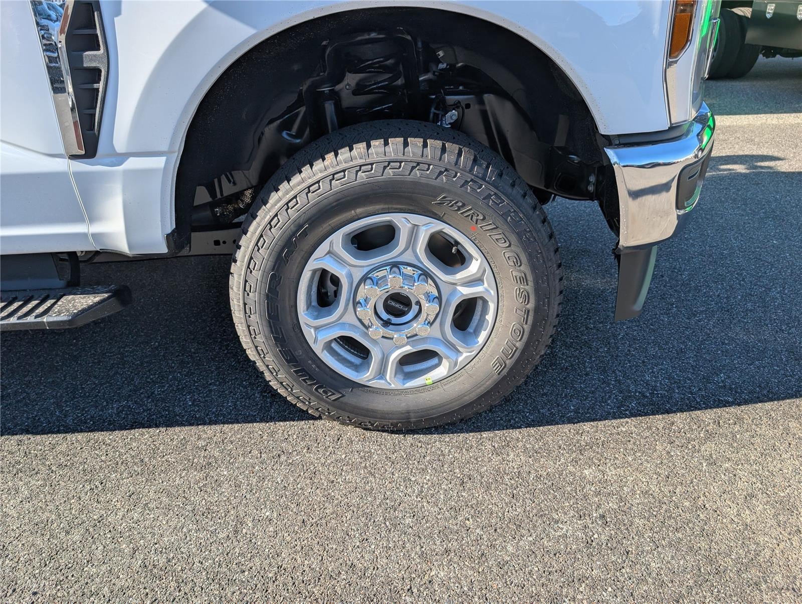 2026 Ford Super Duty F-350® XLT