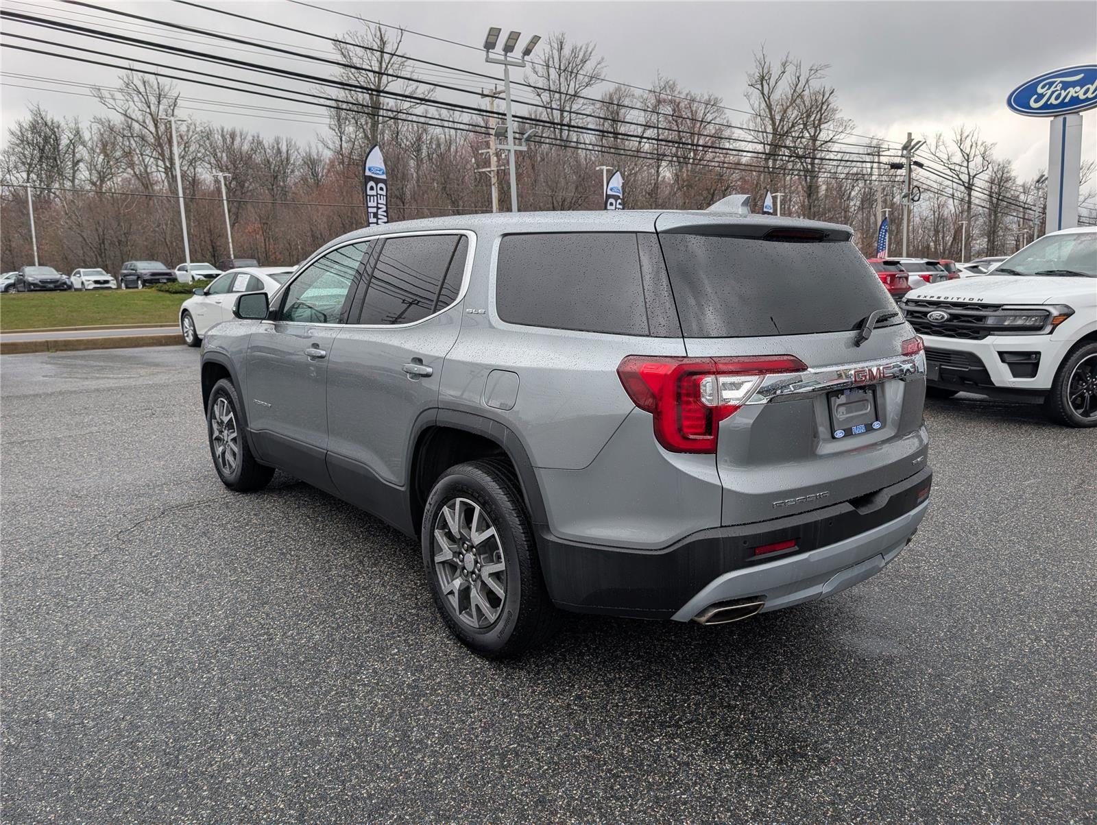 2023 GMC Acadia SLE