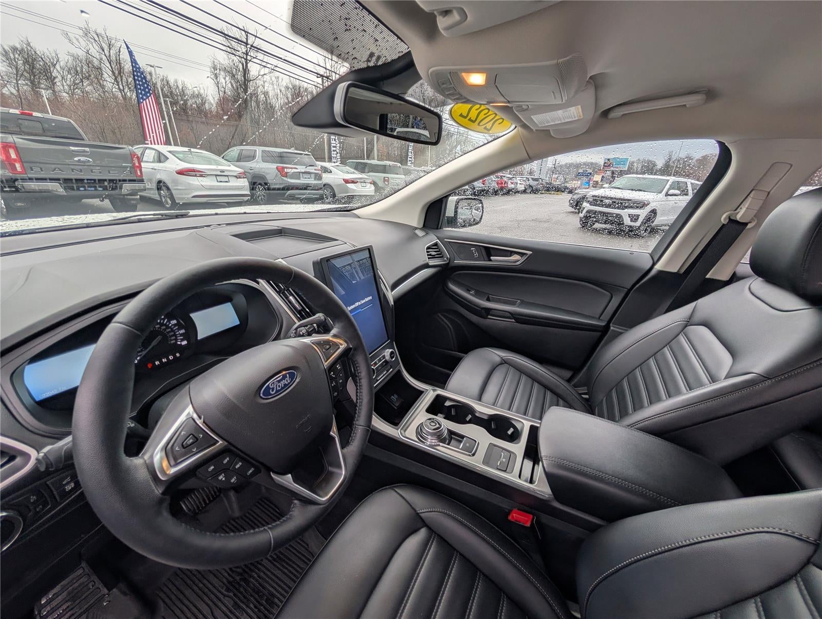 2022 Ford Edge SEL