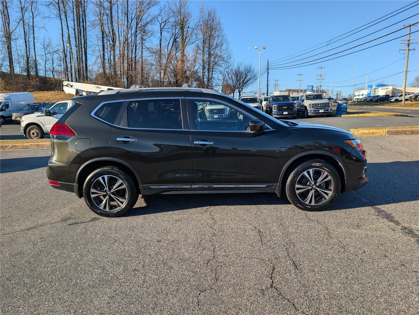 2017 Nissan Rogue SL